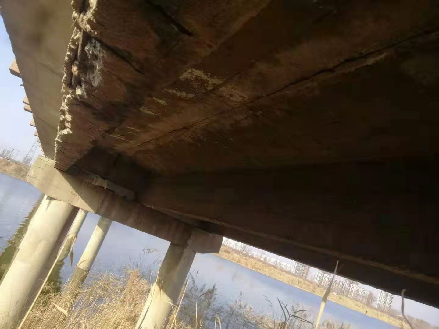 钦州道路桥梁结构的常见病害